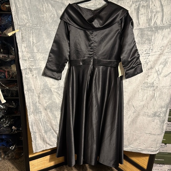 Black formal dress LT Lanting bride dress medium/large - Picture 4 of 12